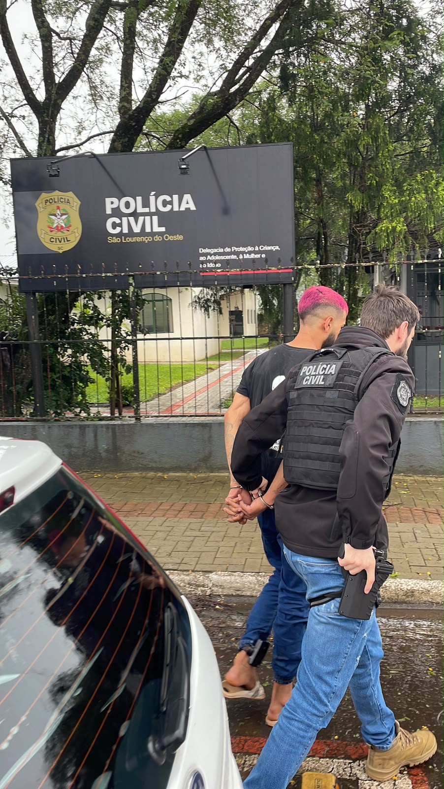 SÃO LOURENÇO DO OESTE/SC – POLÍCIA CIVIL PRENDE HOMEM INVESTIGADO POR ROUBOS, PERSEGUIÇÃO E AMEAÇAS CONTRA A EX-NAMORADA ADOLESCENTE
