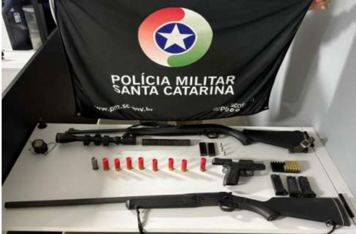 Homem é preso após agredir companheira, ameaçar de morte e tentar acessar armas em Abelardo Luz
