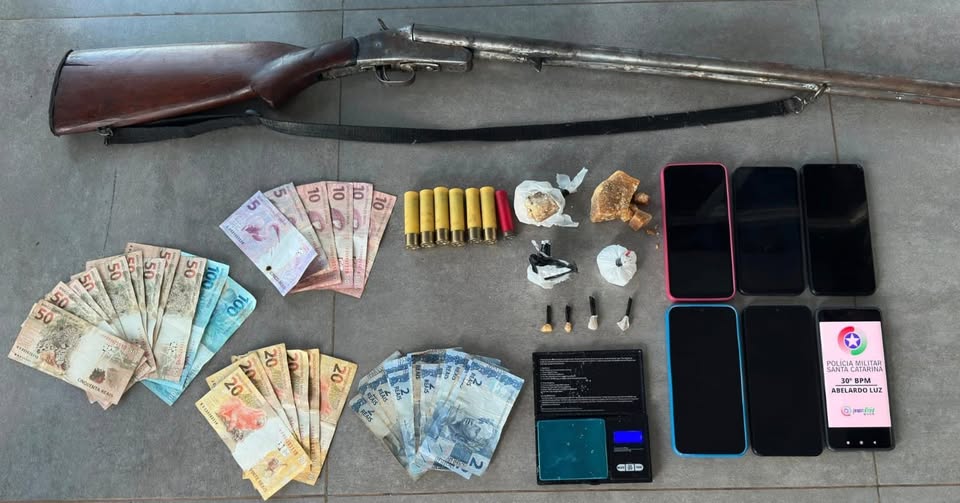 Ponto de tráfico é desarticulado e oito pessoas são presas em Abelardo Luz