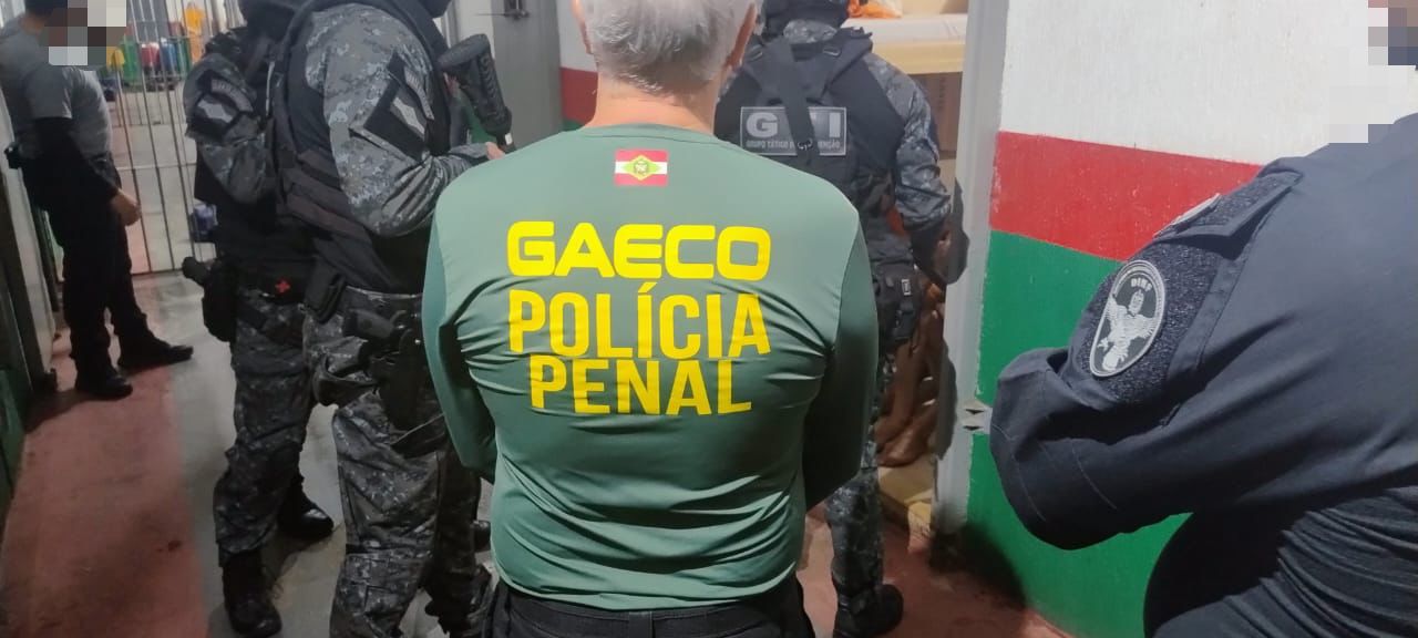 Operação Fronteira Sul mira facção criminosa com atuação em SC e RS