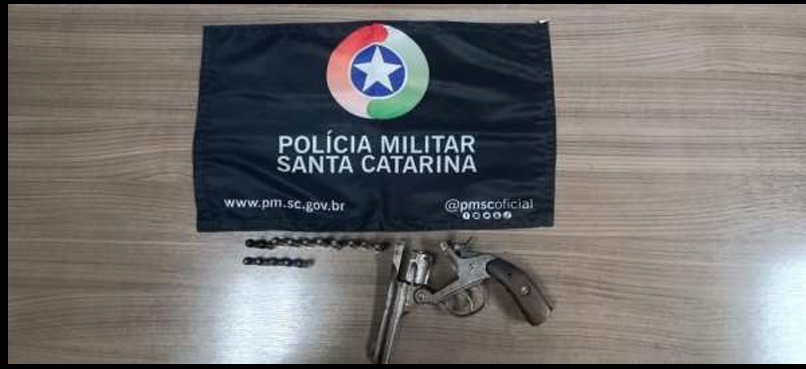 Quilombo: homem é preso após ameaçar vítima e disparar arma em via pública