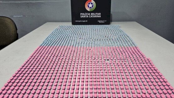 PM apreende cerca de 2 mil comprimidos de ecstasy após perseguição em SC