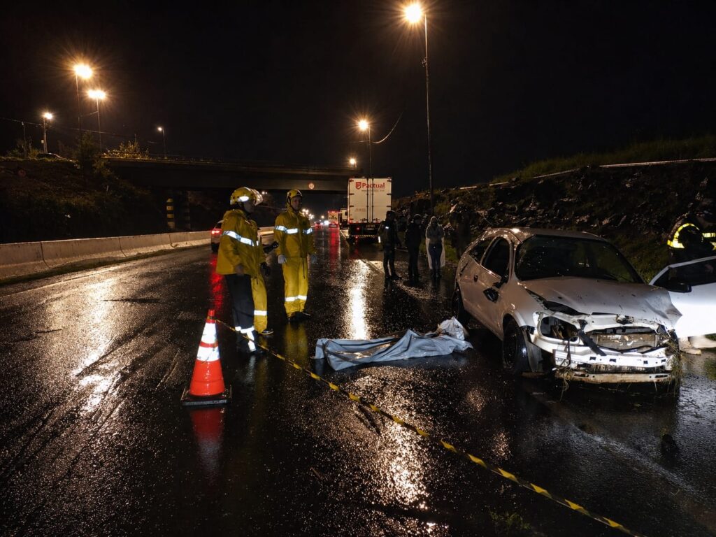 Criança de 7 anos morre em capotamento na BR-282 em Xanxerê