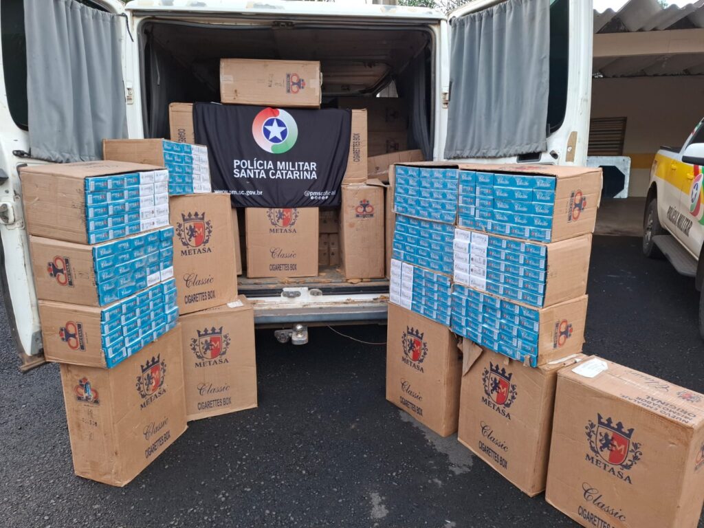 Mulher é presa com 41 mil maços de cigarros contrabandeados em Xanxerê