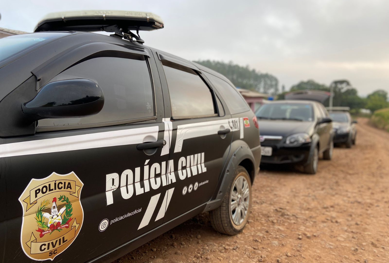 SÃO LOURENÇO DO OESTE/SC – ESTUPRO DE VULNERÁVEL: POLÍCIA CIVIL PRENDE HOMEM POR CRIME CONTRA A PRÓPRIA NETA
