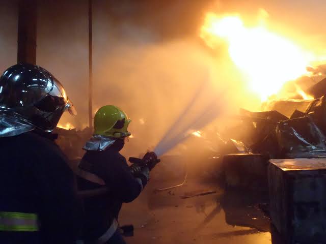 Homem é preso suspeito de provocar incêndio em hotel no Centro de Chapecó